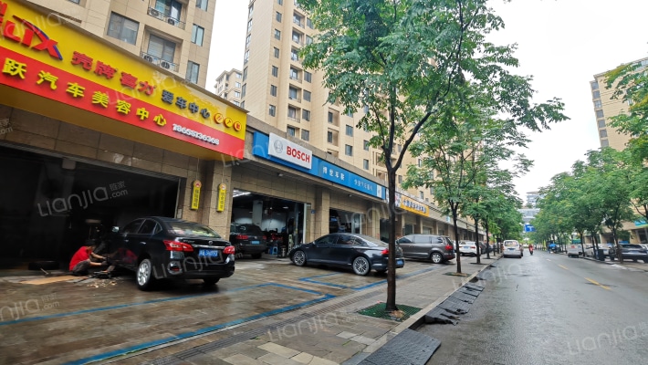 红五月嘉苑三区外景图