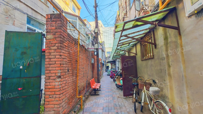 天增里外景图