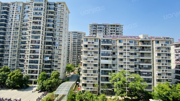 鸿景中央府外景图