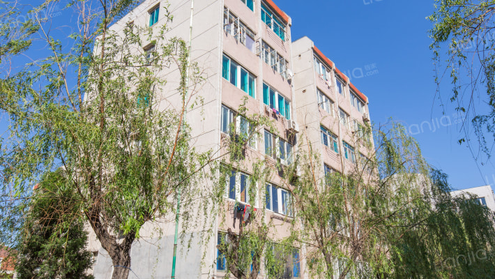 凌山五街外景图