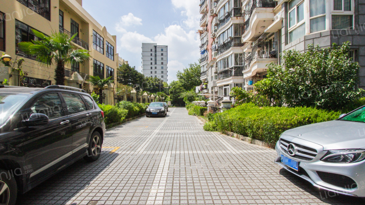 盛逸公寓外景图