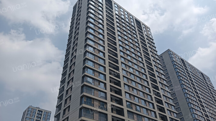 融创臻景园外景图