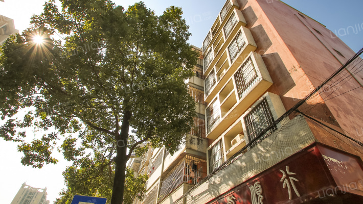 德政街住宅外景图