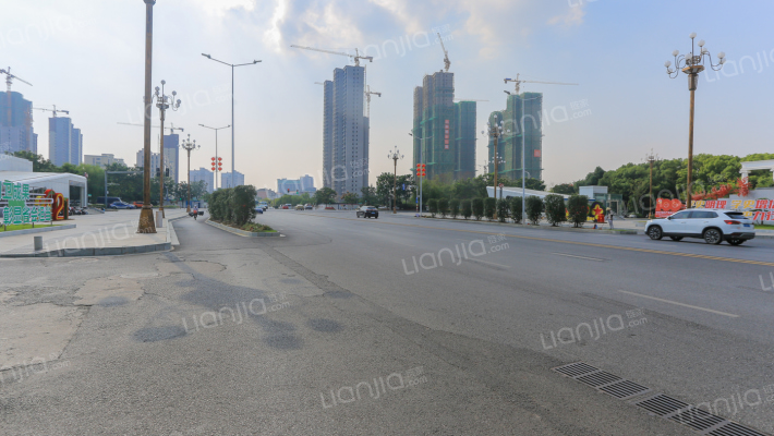 世纪大厦外景图