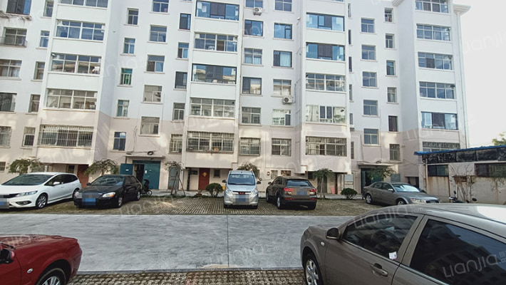 振华北农业局家属楼外景图