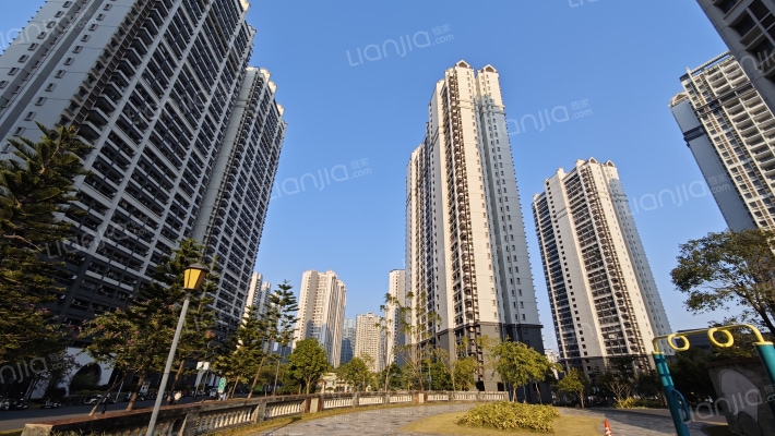 萝岗和苑外景图