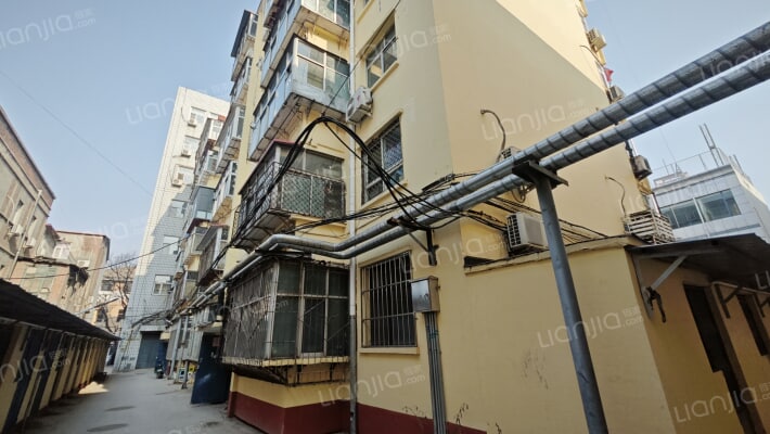 市水利局宿舍外景图