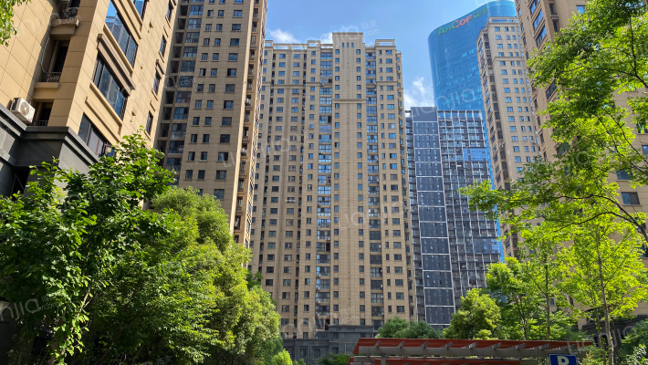 安粮城市广场外景图