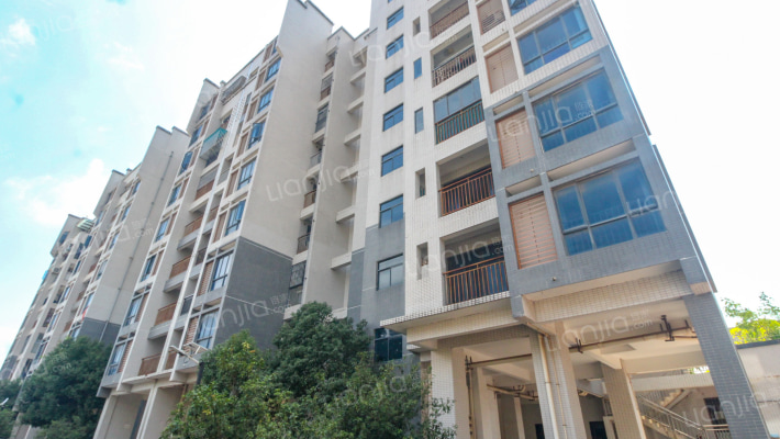 晨曦大地花园一期外景图