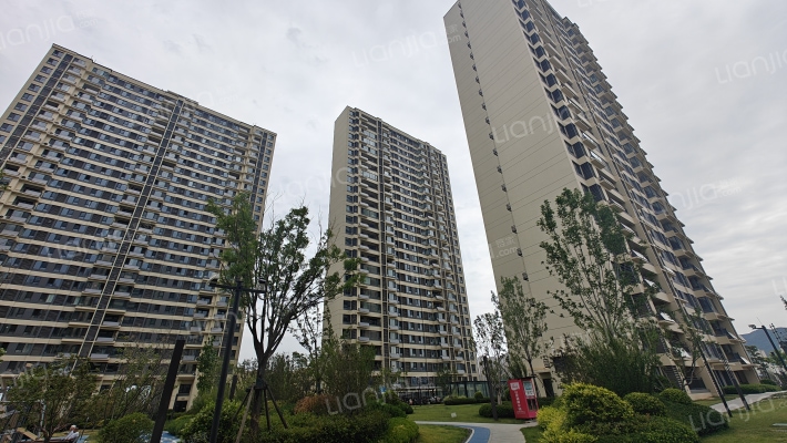 芝罘万科城·劝学里外景图