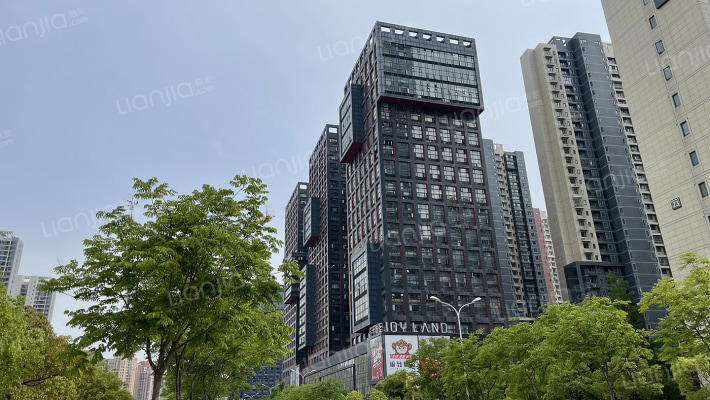 保利城SOHO中心外景图