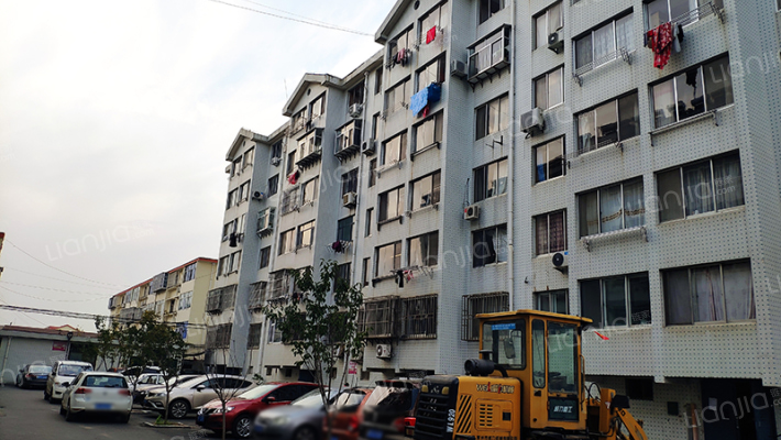 体育馆路513号外景图