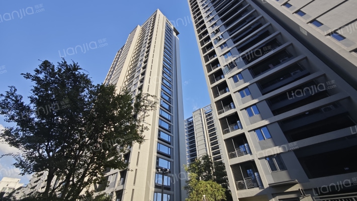 融创云辰富源里外景图