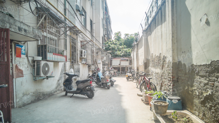 焦家门小区外景图