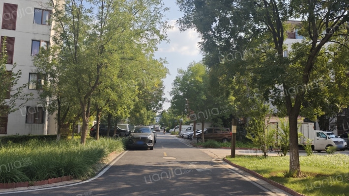 万科城邻水苑外景图