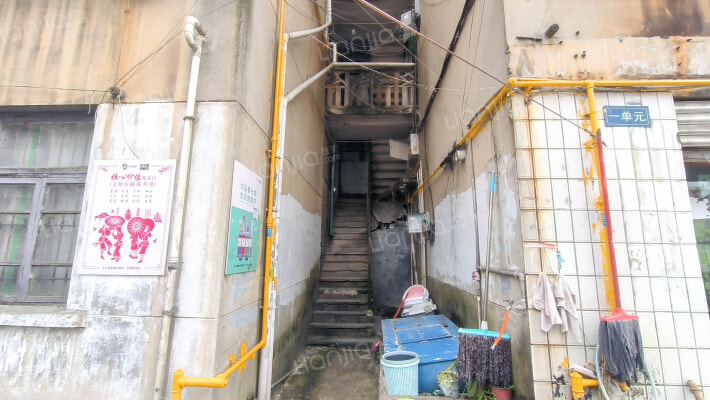 健康路17号外景图