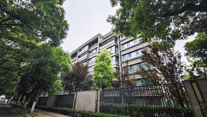 久寻花园外景图