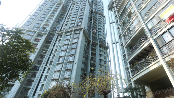 两湖总都外景图