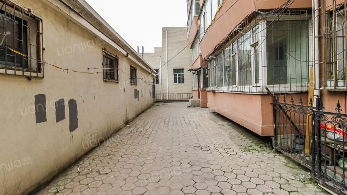 义和胡同外景图