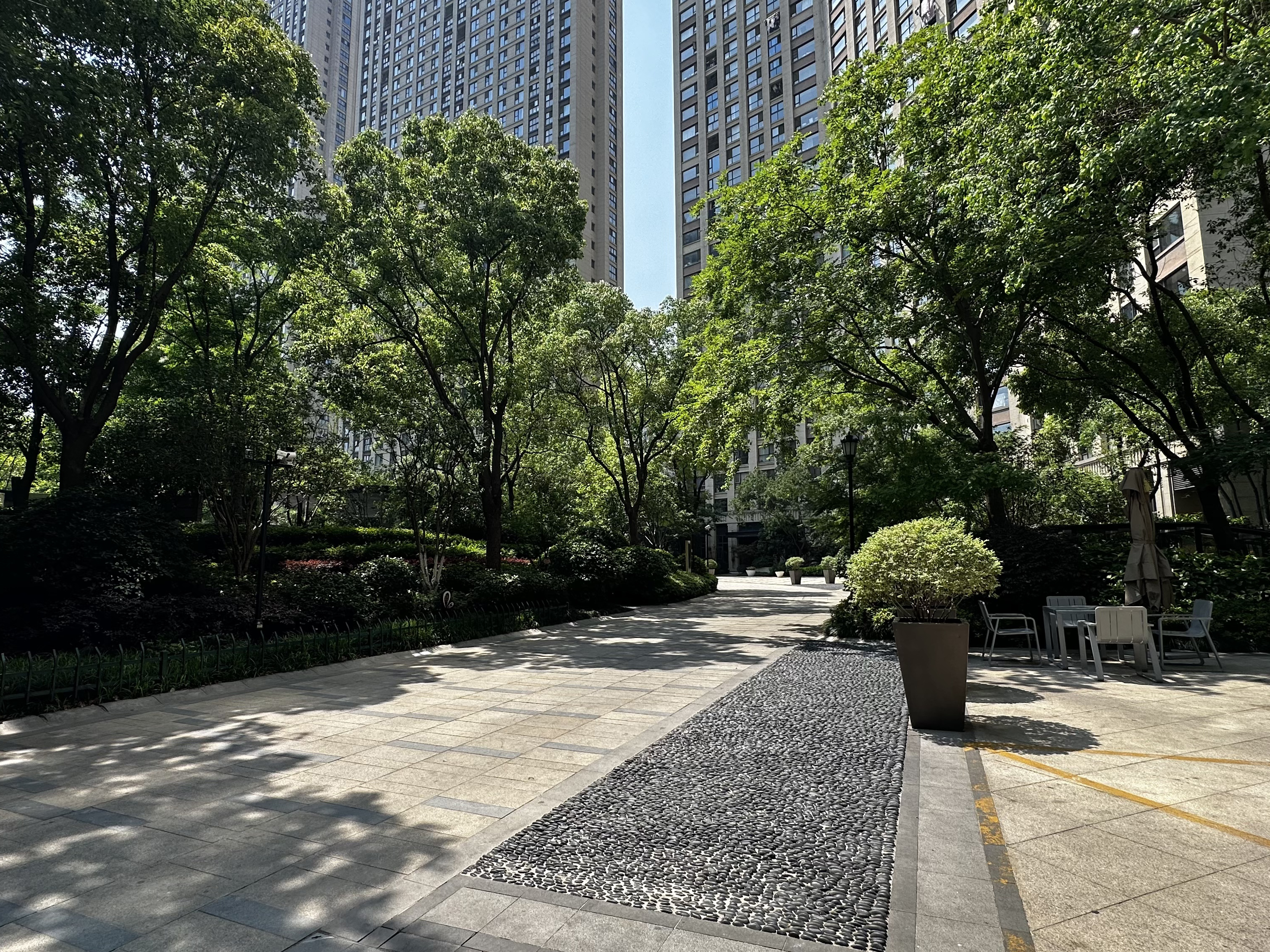 Glorious City compound photo 4