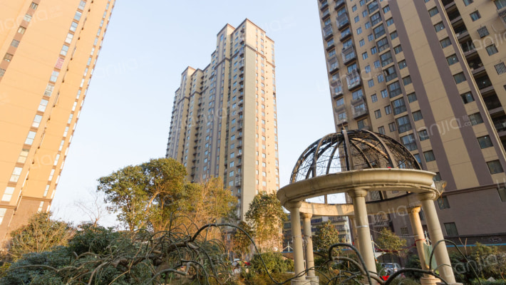 铁道东风花园外景图