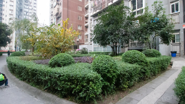 众托花溪里外景图