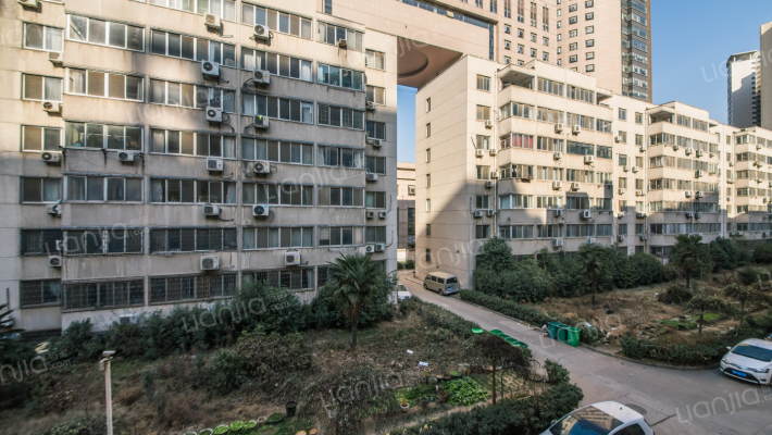 省发改委家属院外景图