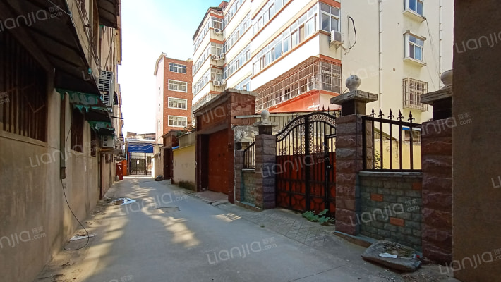 别伟峰自建楼外景图