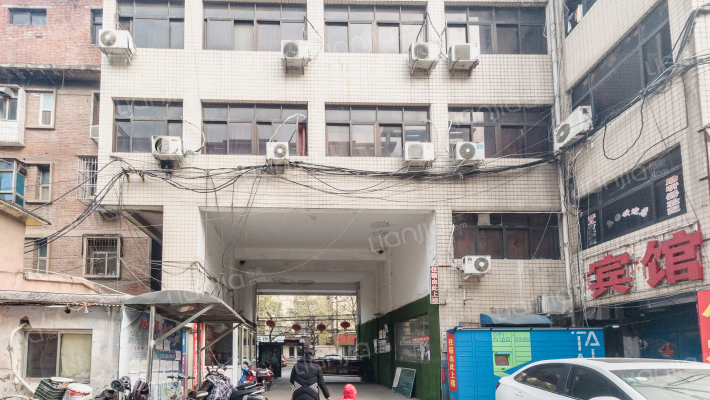 新新公寓外景图