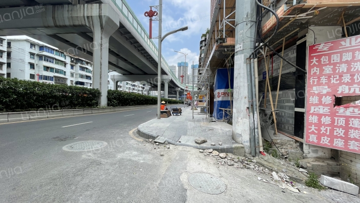 花溪大道北段410号外景图