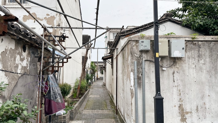 库里弄散盘外景图