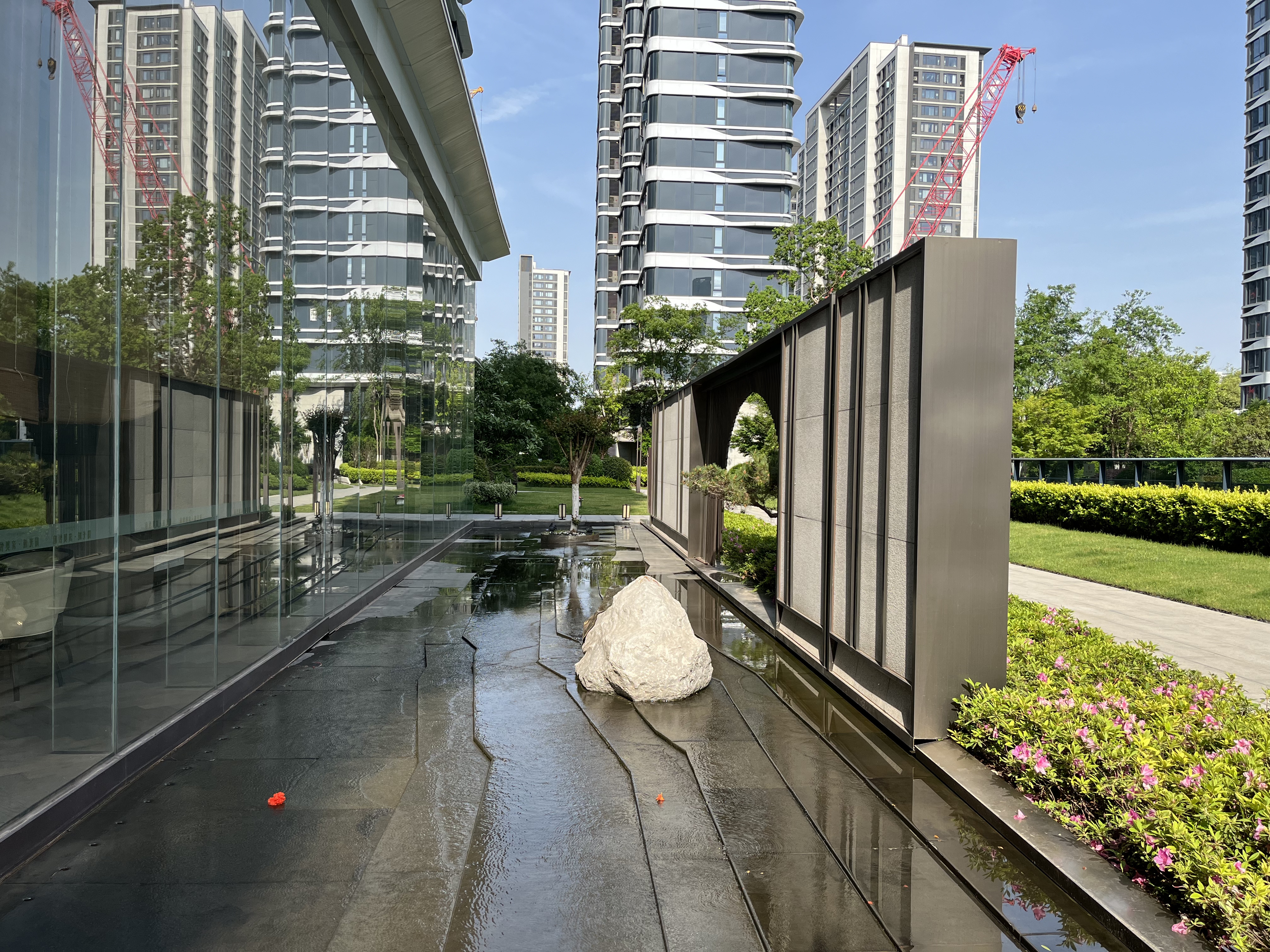 Sun City Tan Yue compound photo 8