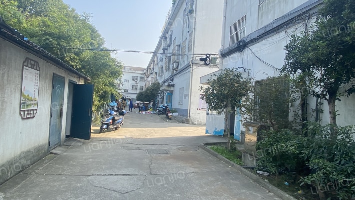 和福天地小区外景图