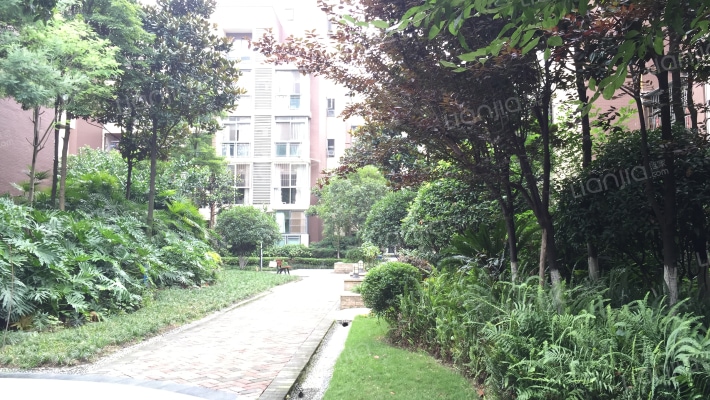 时代花城一期外景图