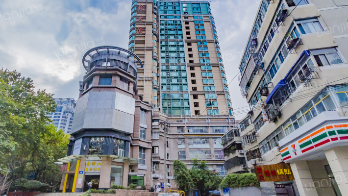 金轮大厦外景图