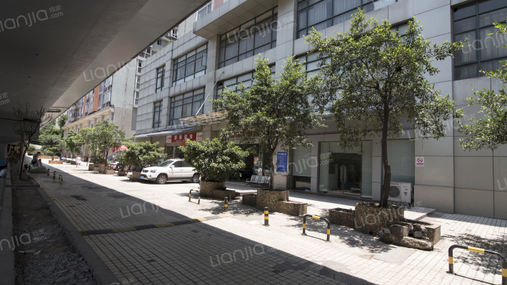 郡都彩舍外景图