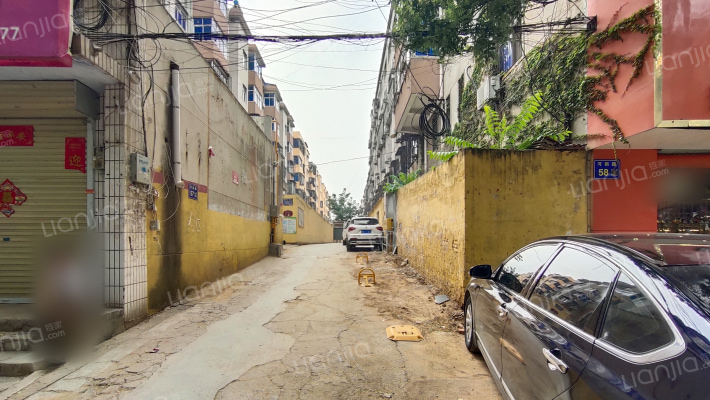 王河煤矿家属楼外景图