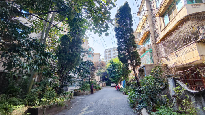 中国科学院地球化学研究所外景图