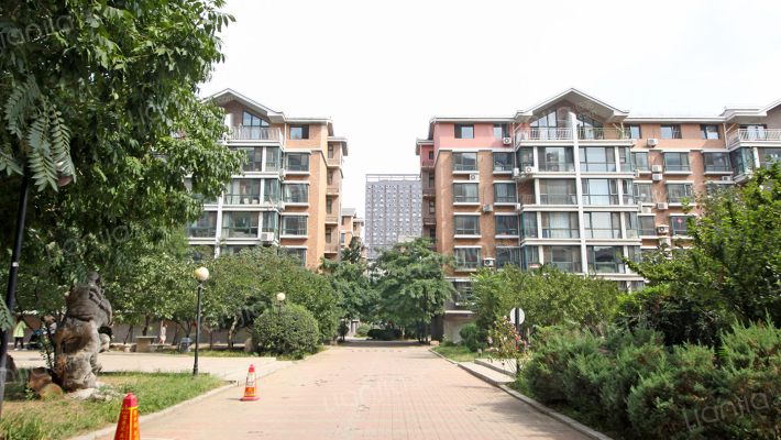 书香门第外景图