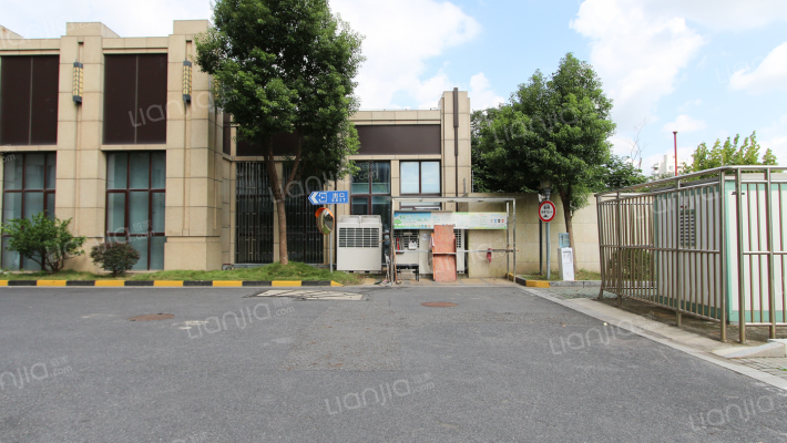 东亚启航公馆外景图