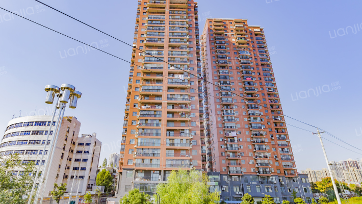 金凤东城外景图