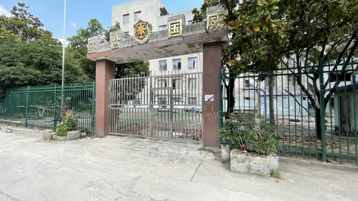 贵州大学沙冲校区外景图