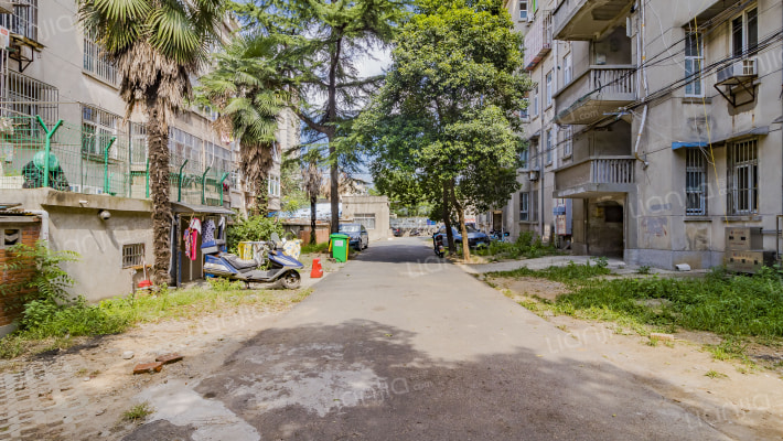 新华三村外景图