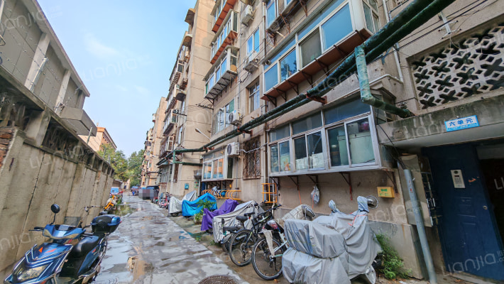 黑虎泉北路143号外景图