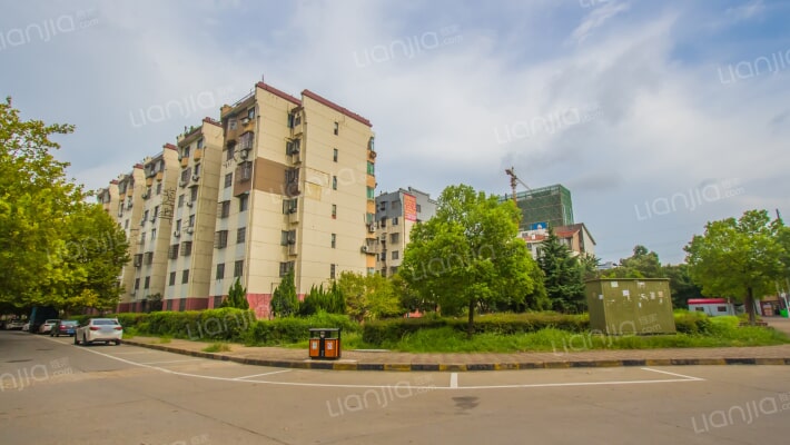 京东小区G区外景图