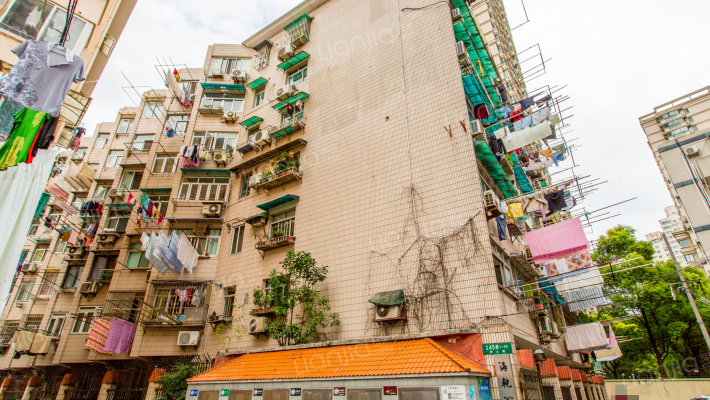 海乾公寓外景图