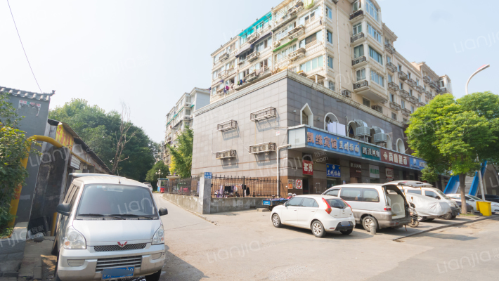 南方花园B组团外景图