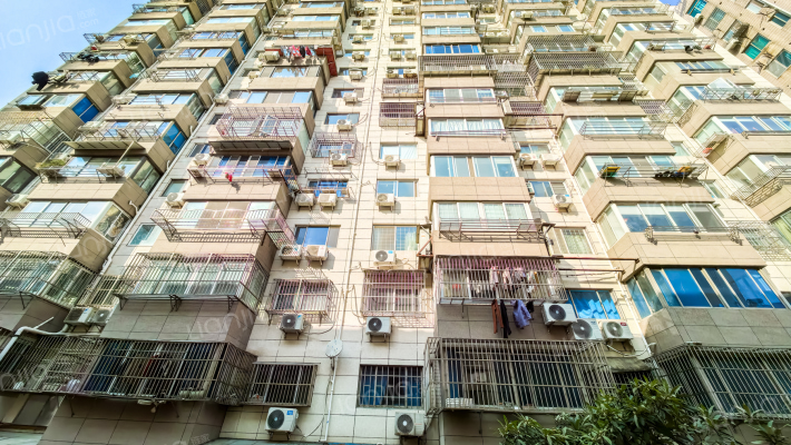 鲲鹏公寓外景图