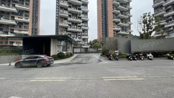 中国铁建铁建城御峰组团外景图