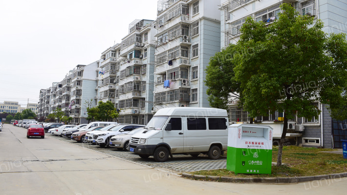 荣凤苑小区外景图